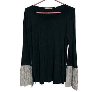 Soft Surroundings Women's Rayon Blend Black and Pinstripe Flare Long Sleeve S